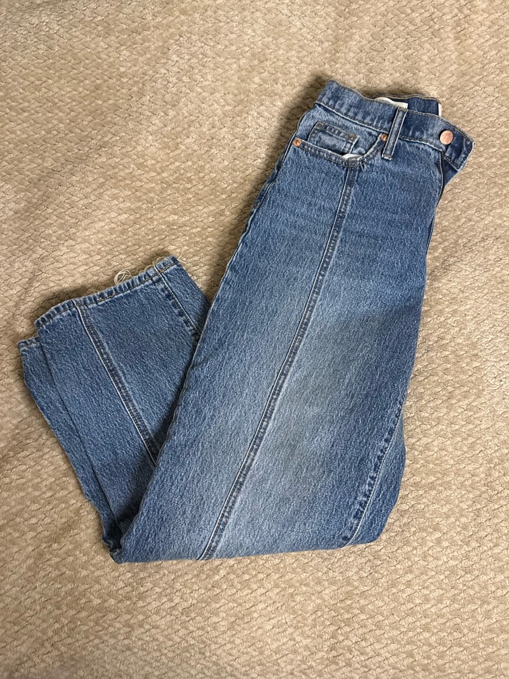 Universal Thread Women's Straight Leg Jeans in Medium Blue Denim